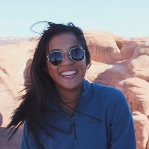 Meet your Posher, Andrea